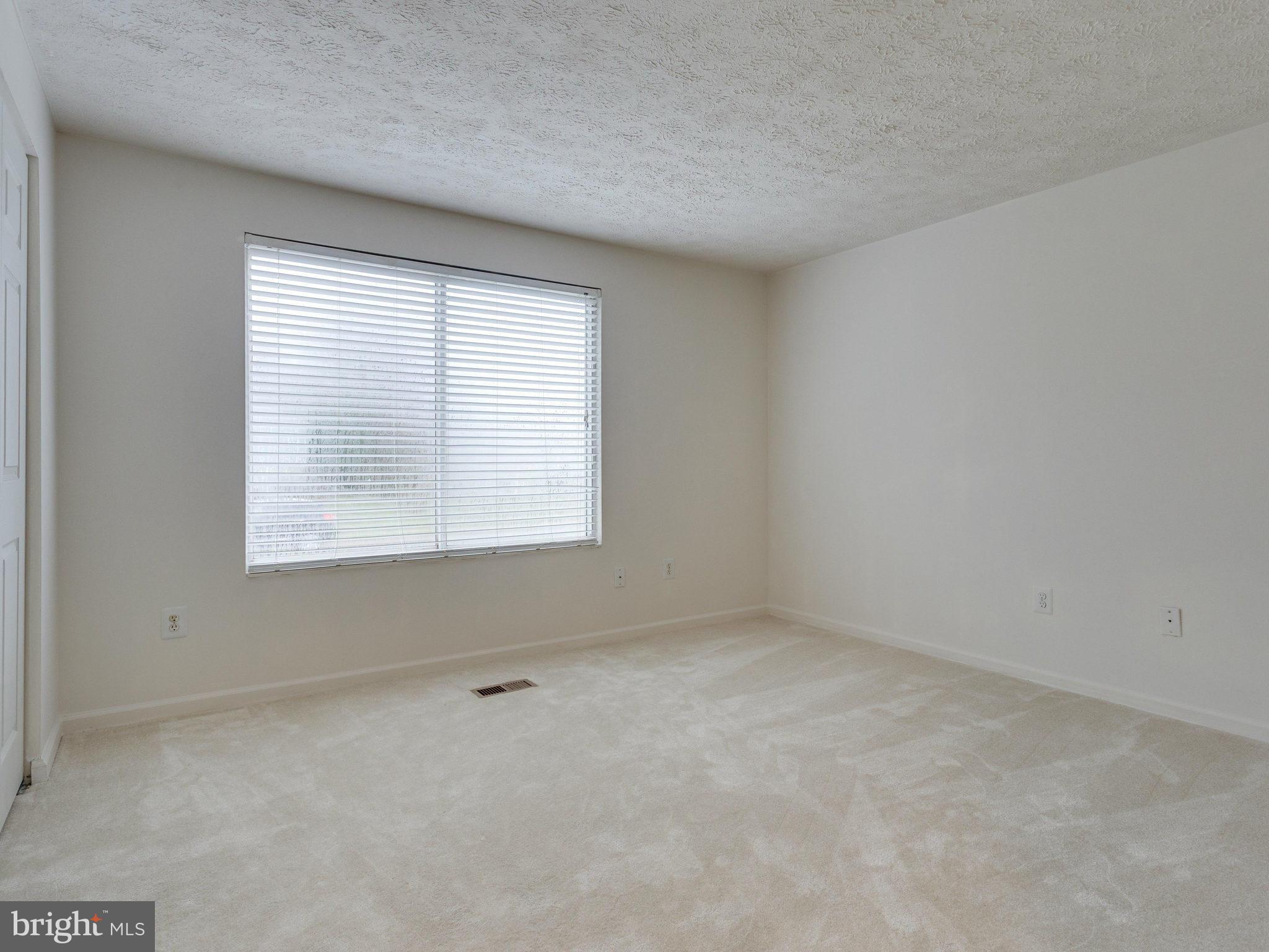5800 Heming Avenue Springfield, VA 22151 - Photo 14 of 29 Bedroom