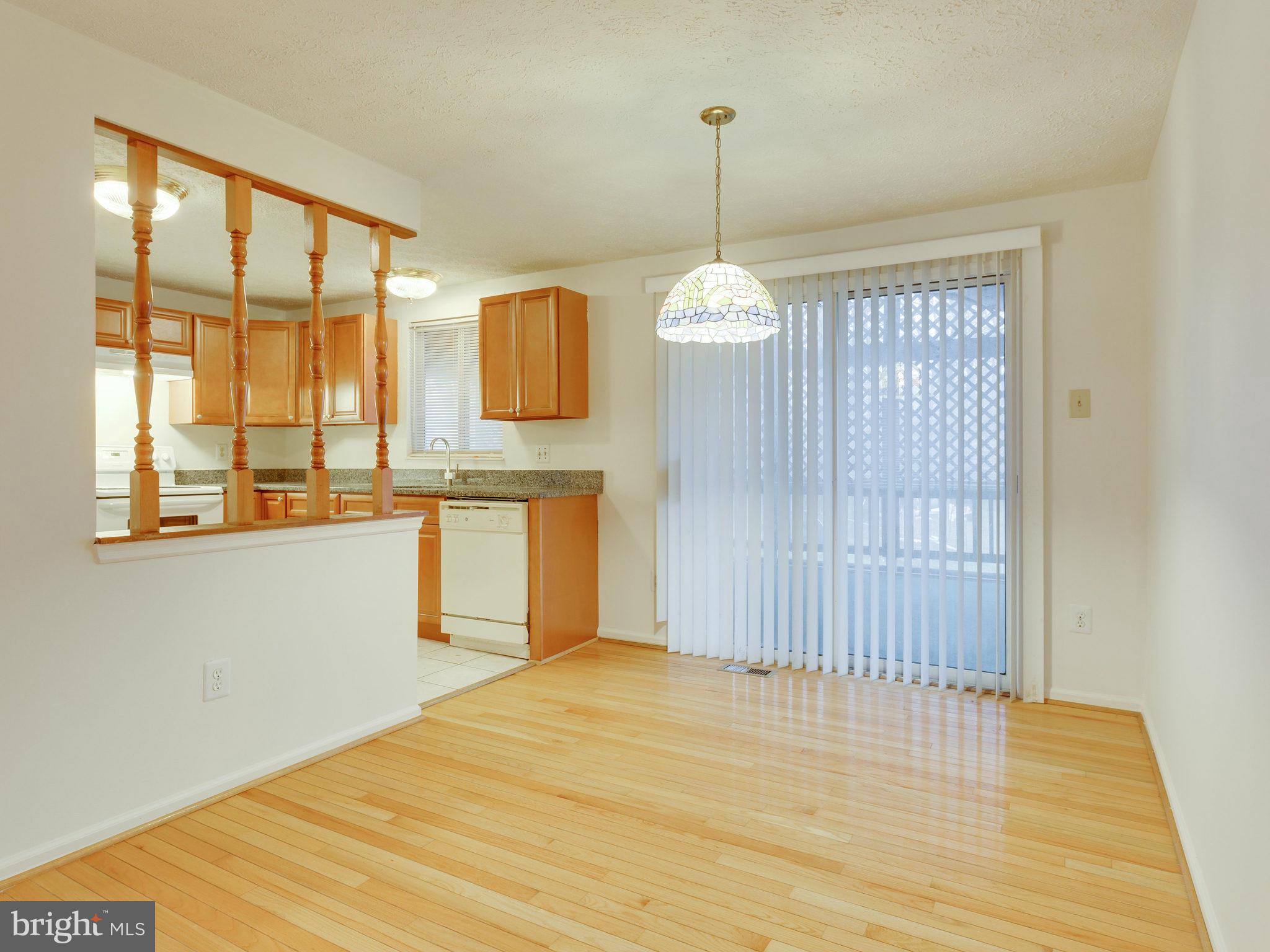 5800 Heming Avenue Springfield, VA 22151 - Photo 7 of 29 Dining Room