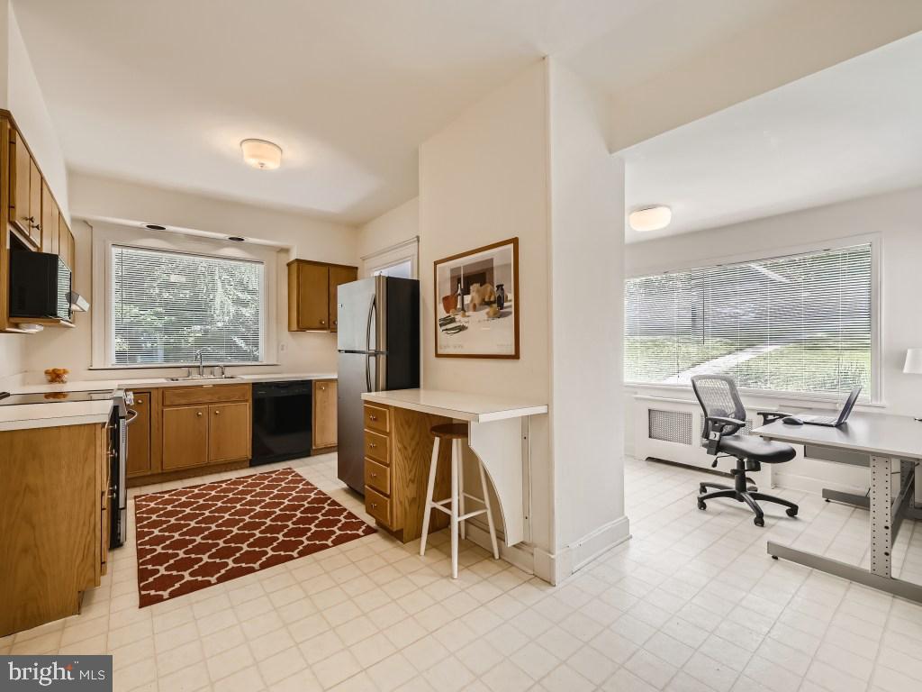 113 Beechdale Road Baltimore, MD 21210 - Photo 8 of 26 Gallery Image 8