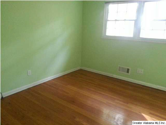 806 Pinecrest Road Sylacauga, AL 35150 - Photo 7 of 13
