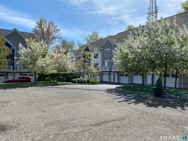 $4,000 | 12 Willard Road, Unit 3, Norwalk, CT 06851