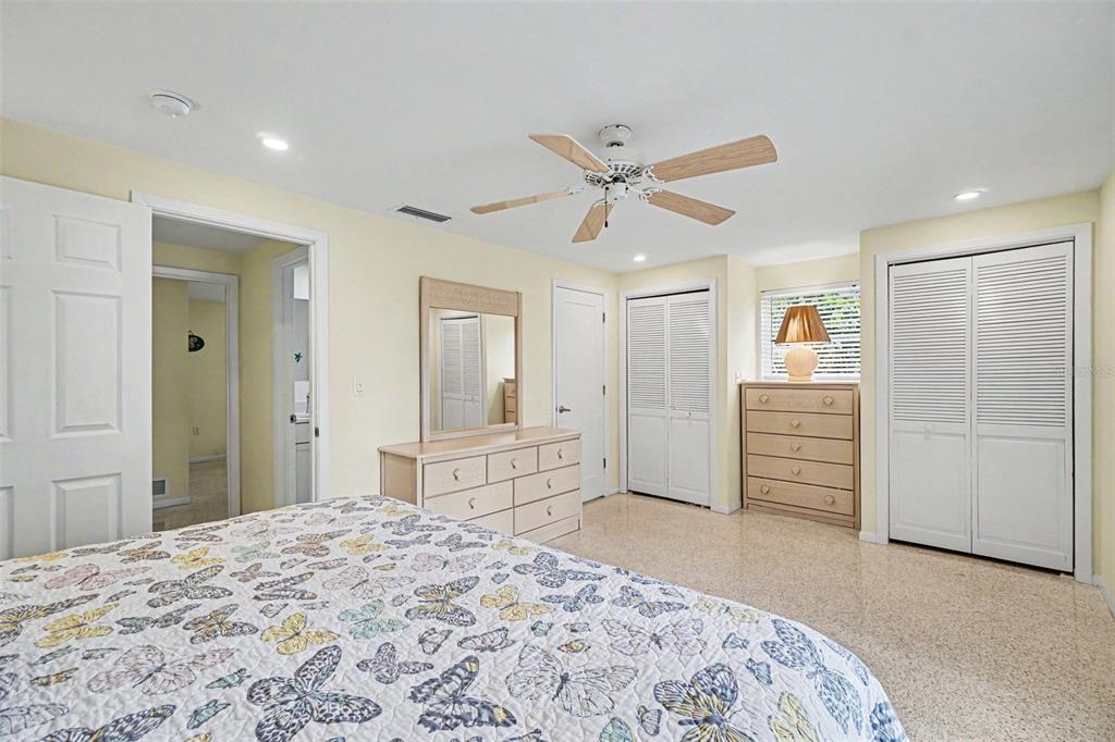 413 Pameto Road Nokomis, FL 34275 - Photo 17 of 49