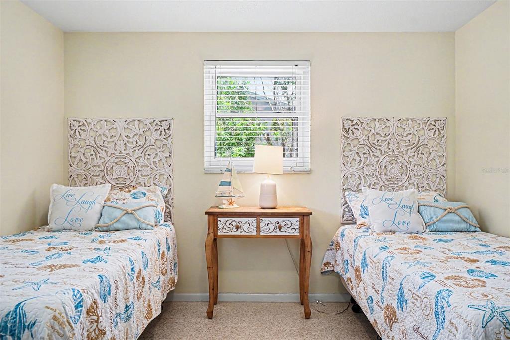 413 Pameto Road Nokomis, FL 34275 - Photo 23 of 49