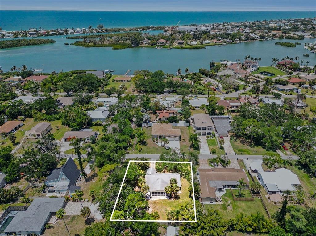 413 Pameto Road Nokomis, FL 34275 - Photo 47 of 49