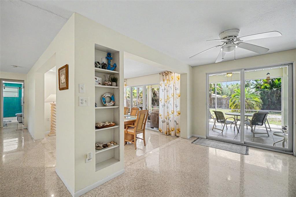 413 Pameto Road Nokomis, FL 34275 - Photo 9 of 49