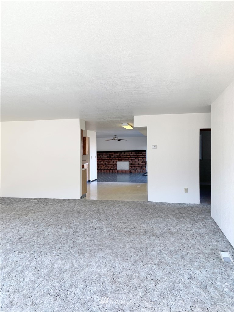 205 Kendall Street Riverside, WA 98849 - Photo 24 of 34