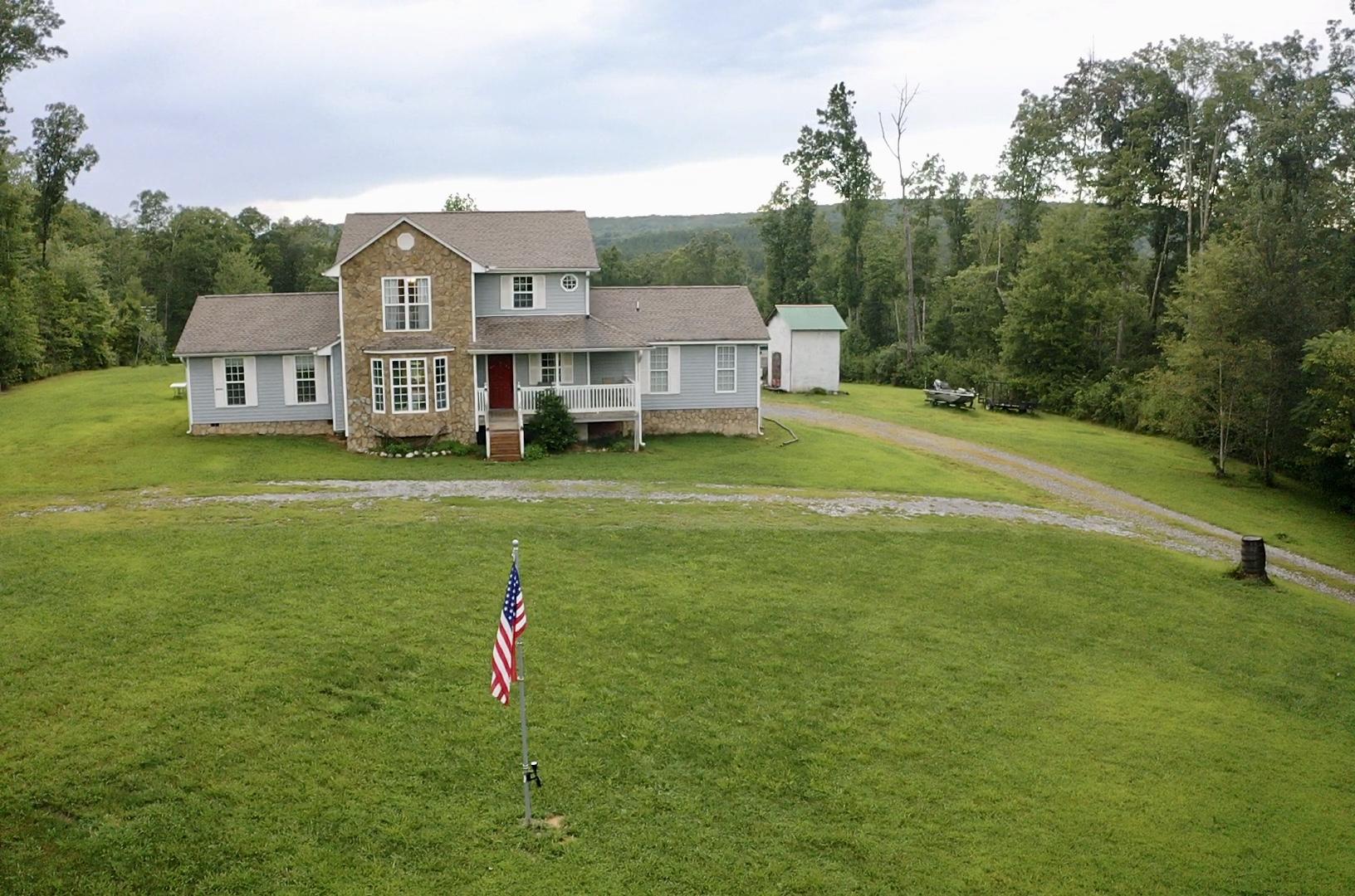 395 Echo Point Road, Unit 3 Dunlap, TN 37327 - Photo 1 of 45 fullsizeoutput_1cf2