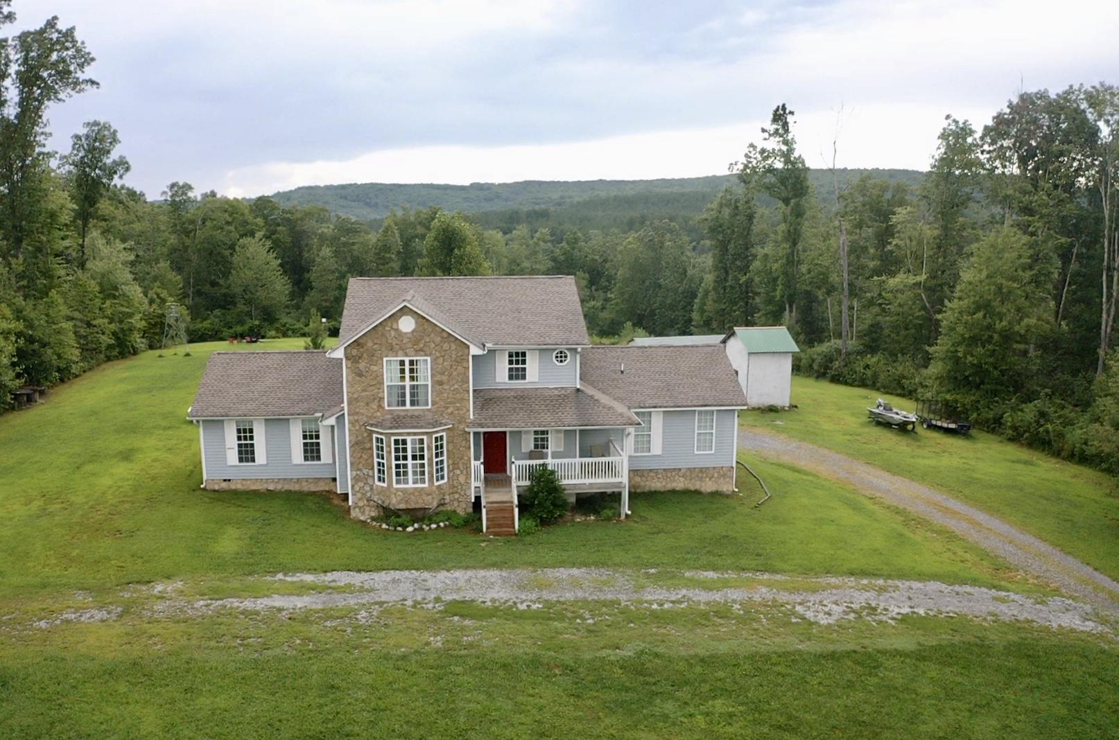395 Echo Point Road, Unit 3 Dunlap, TN 37327 - Photo 2 of 45 fullsizeoutput_1cf1