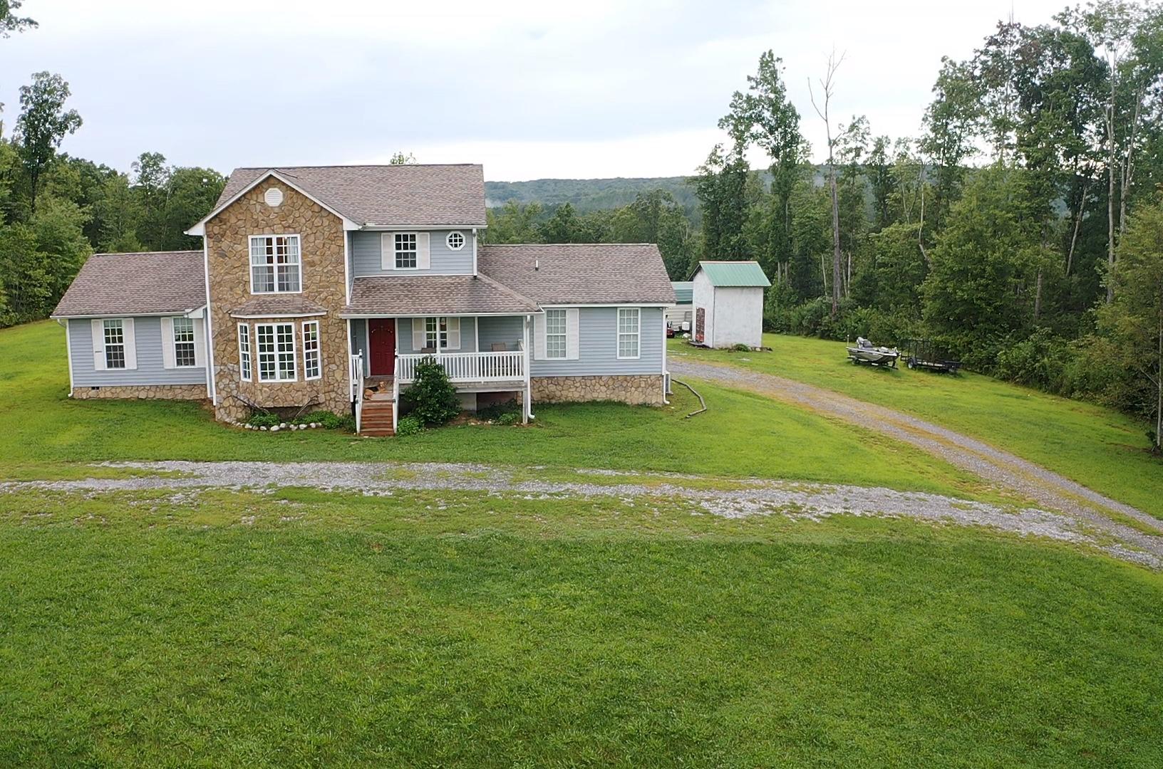 395 Echo Point Road, Unit 3 Dunlap, TN 37327 - Photo 4 of 45 fullsizeoutput_1cd2