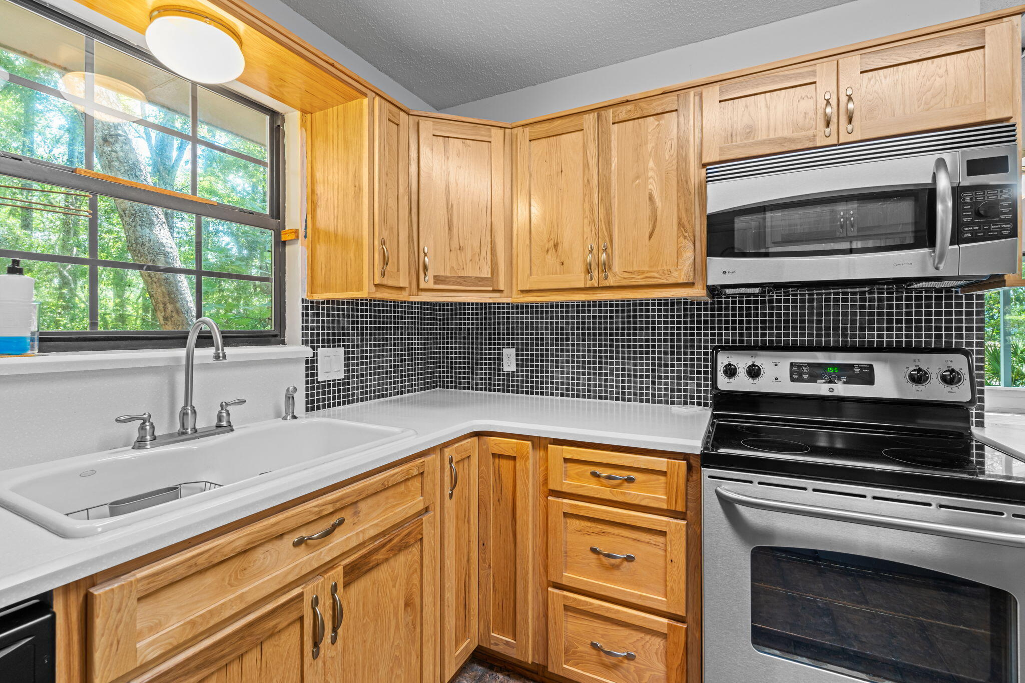 722 Mallet Bayou Road Freeport, FL 32439 - Photo 13 of 47 13-web-or-mls-722 Mallet-13