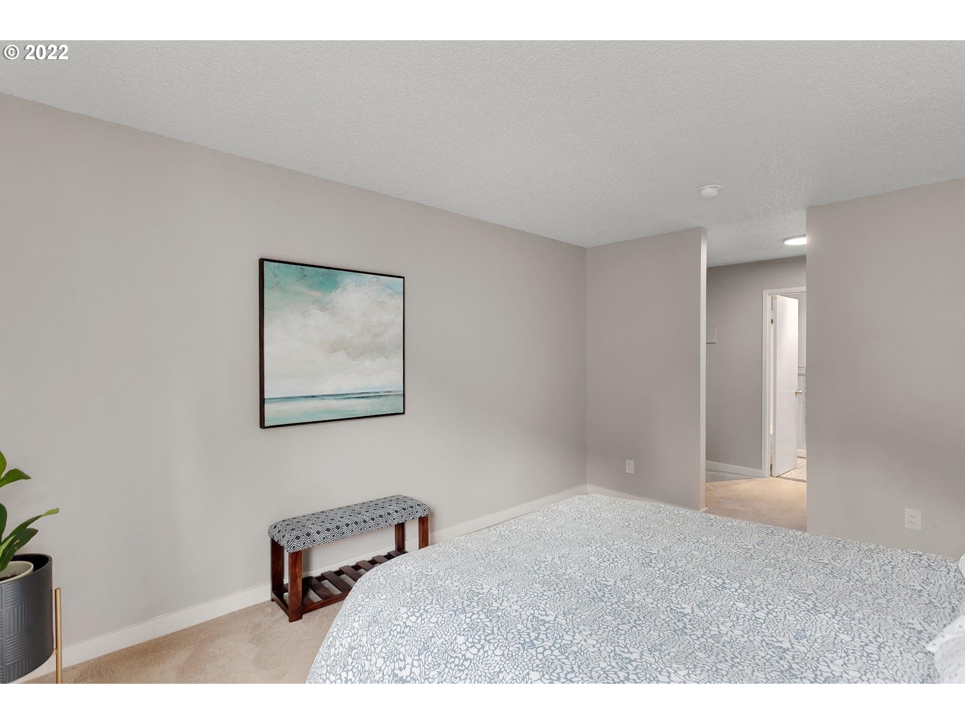 6745 Southwest Scholls Ferry Road, Unit 5 Beaverton, OR 97008 - Photo 17 of 25 Gallery Image 17