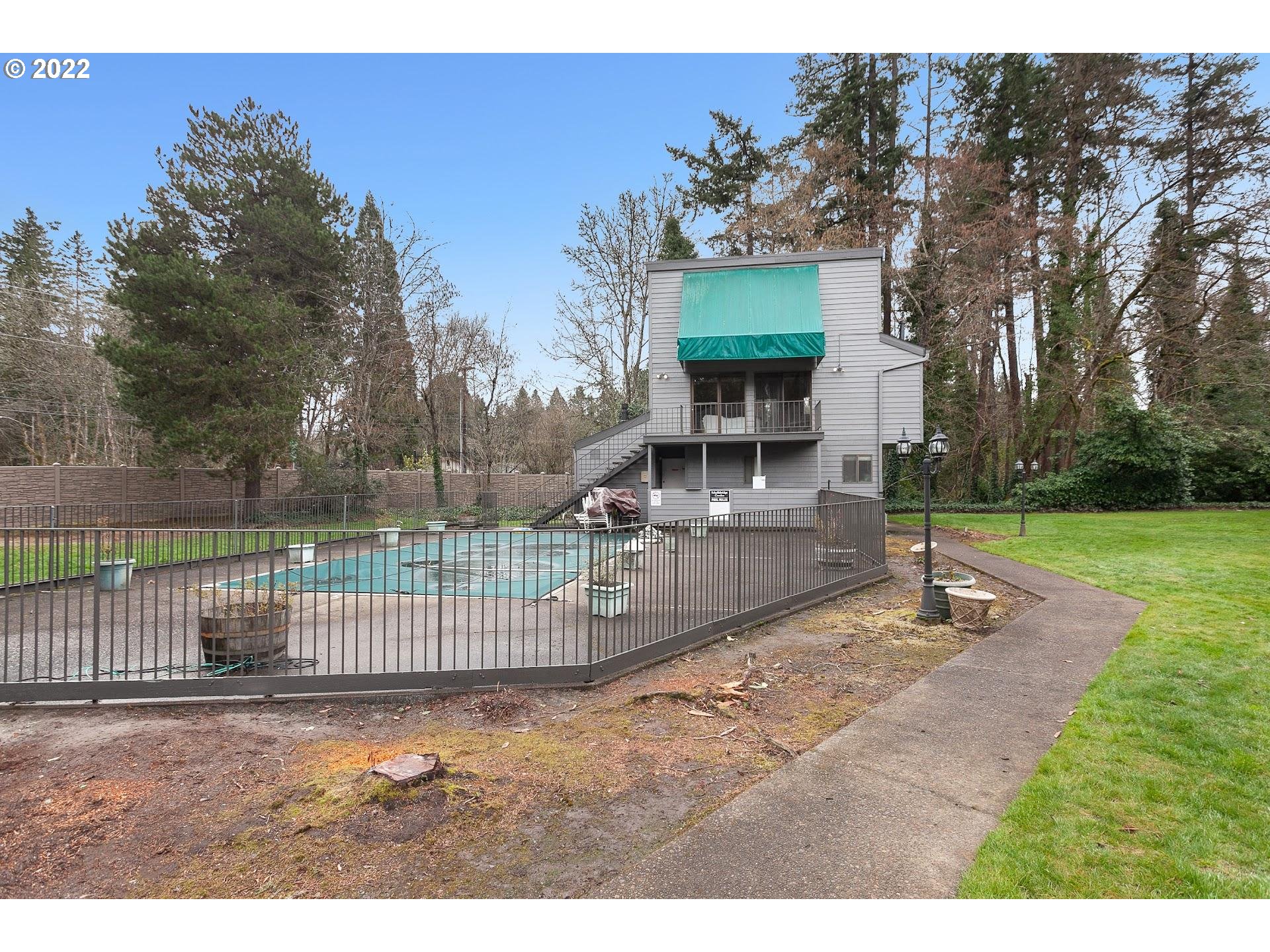 6745 Southwest Scholls Ferry Road, Unit 5 Beaverton, OR 97008 - Photo 23 of 25 Gallery Image 23