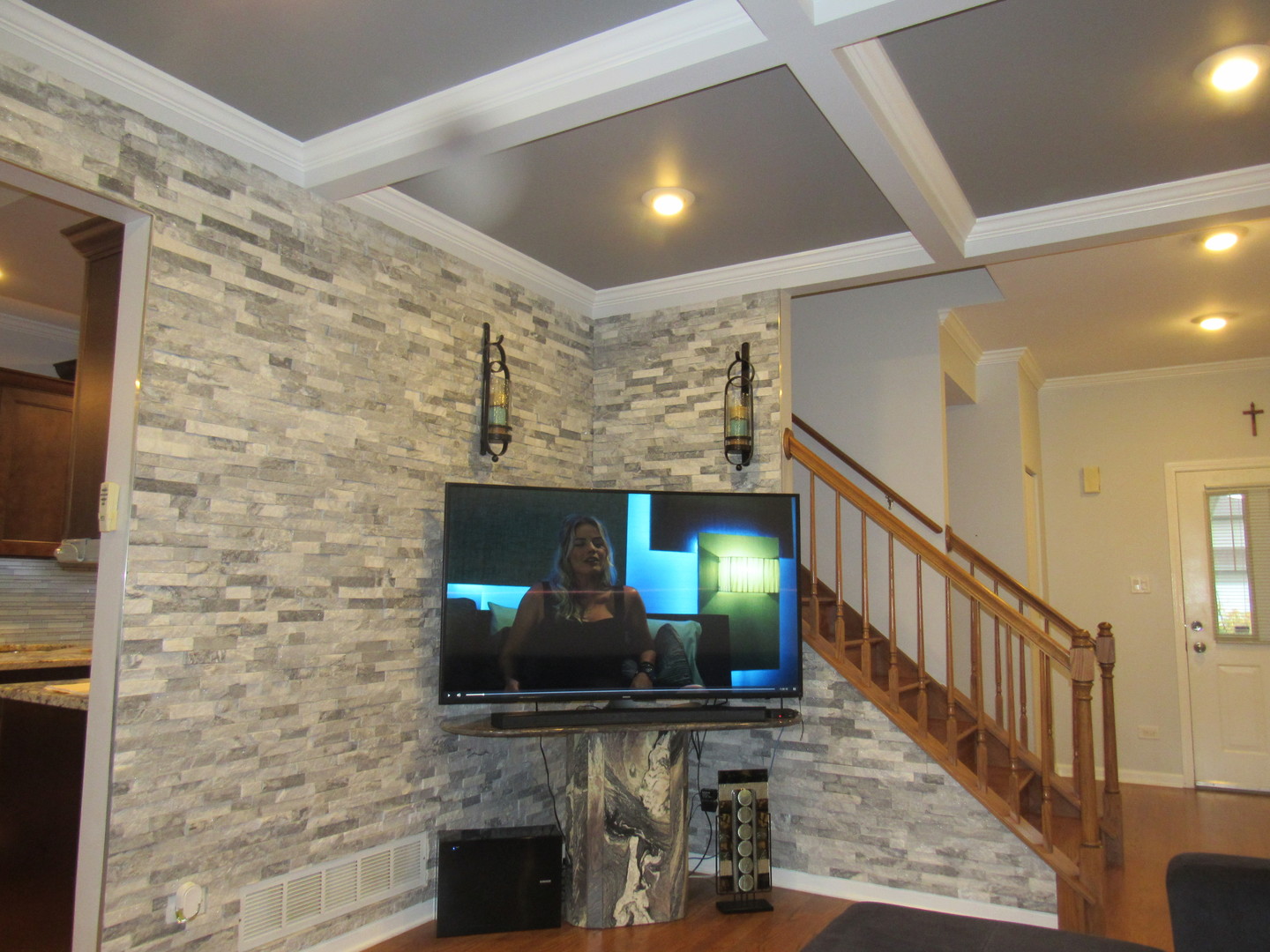 696 Western Lane Addison, IL 60101 - Photo 7 of 36 a living room with couches and a flat screen tv