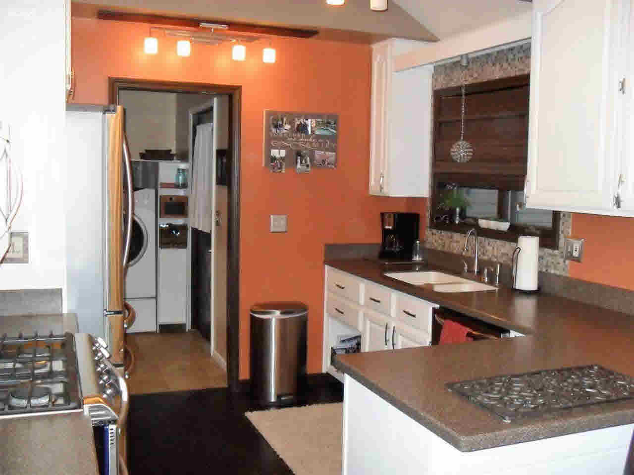 1330 South Washburn Road Davison, MI 48423 - Photo 5 of 18 21254843-4.JPG