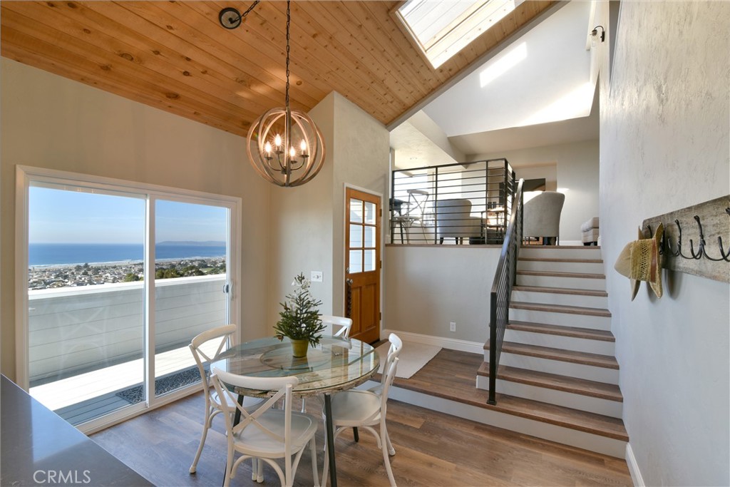 2640 Maple Morro Bay, CA 93442 - Photo 11 of 29 a view of a hallway with seating space