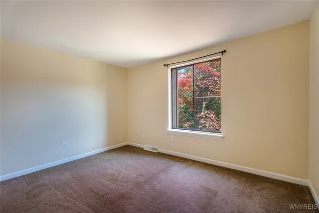 $145,000 | 30 Charter Oaks Drive, Unit 4, Amherst, NY 14228