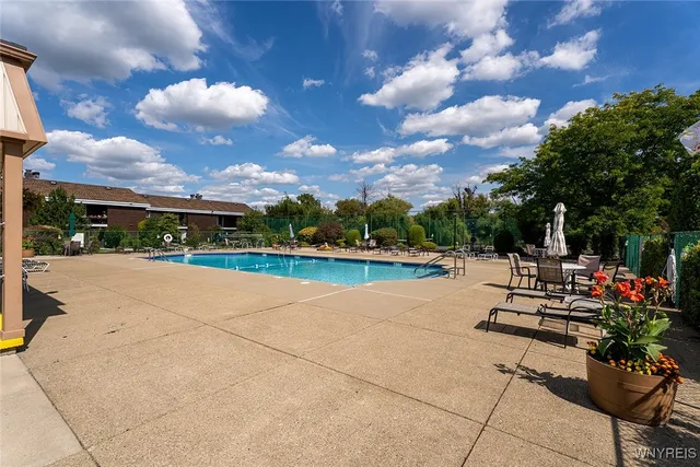 $145,000 | 30 Charter Oaks Drive, Unit 4, Amherst, NY 14228