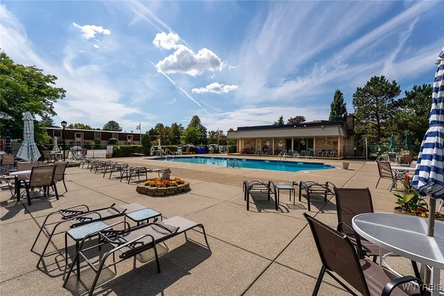 $145,000 | 30 Charter Oaks Drive, Unit 4, Amherst, NY 14228