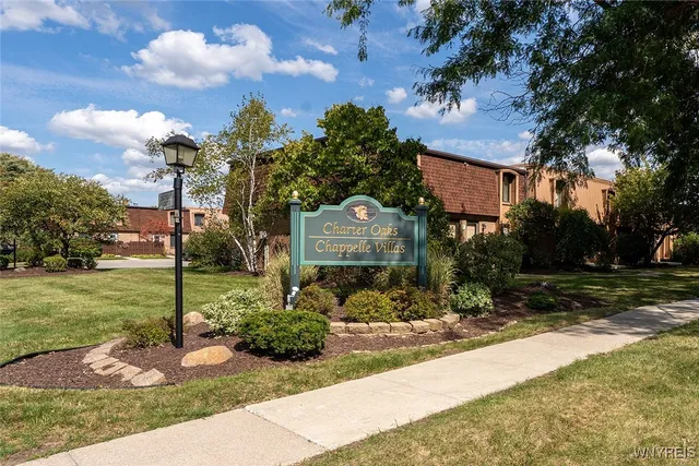 $145,000 | 30 Charter Oaks Drive, Unit 4, Amherst, NY 14228