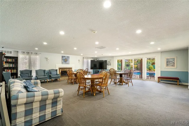 $145,000 | 30 Charter Oaks Drive, Unit 4, Amherst, NY 14228