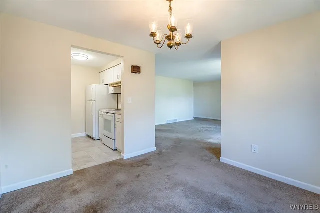 $145,000 | 30 Charter Oaks Drive, Unit 4, Amherst, NY 14228