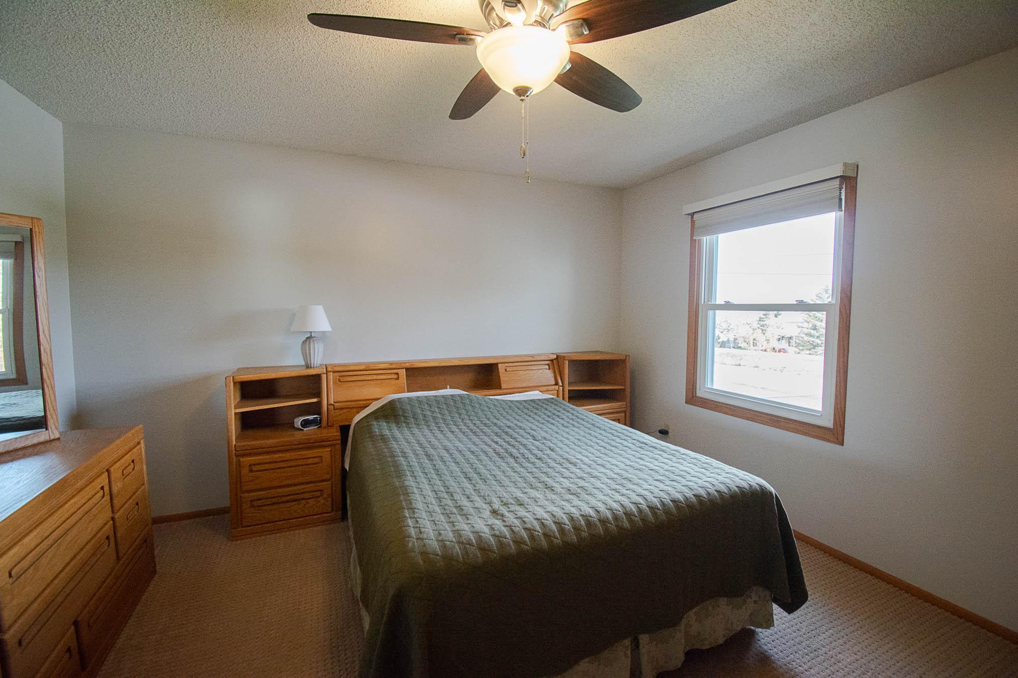 4906 18 1/2 Avenue Northwest Rochester, MN 55901 - Photo 13 of 33