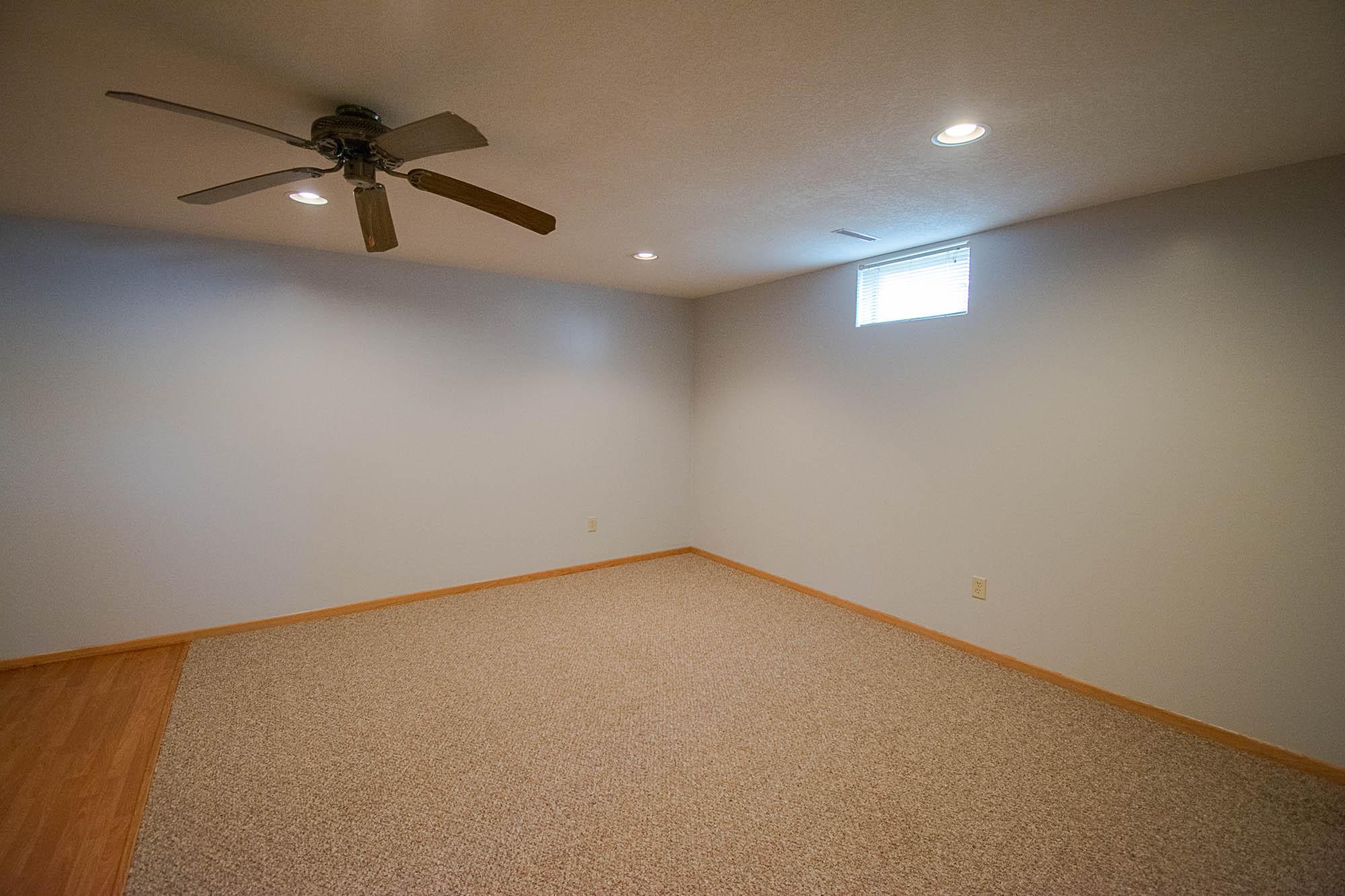 4906 18 1/2 Avenue Northwest Rochester, MN 55901 - Photo 17 of 33