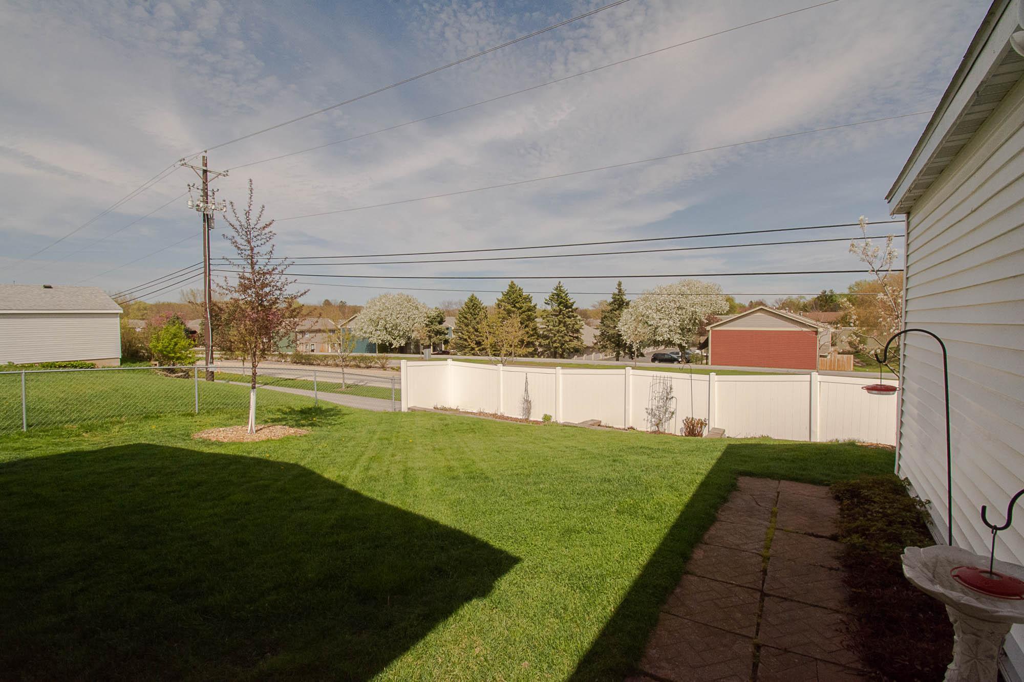 4906 18 1/2 Avenue Northwest Rochester, MN 55901 - Photo 29 of 33