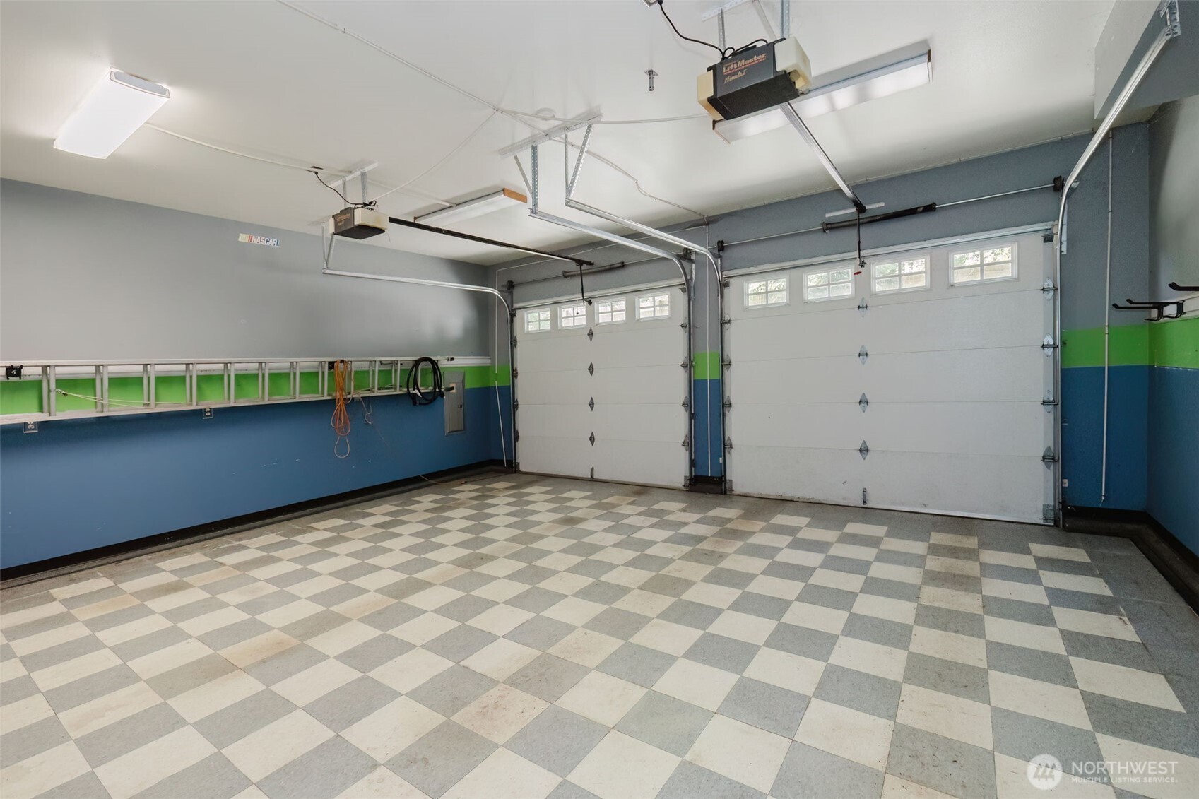 5182 Phillips Road Southeast Port Orchard, WA 98367 - Photo 31 of 37 Gallery Image 31