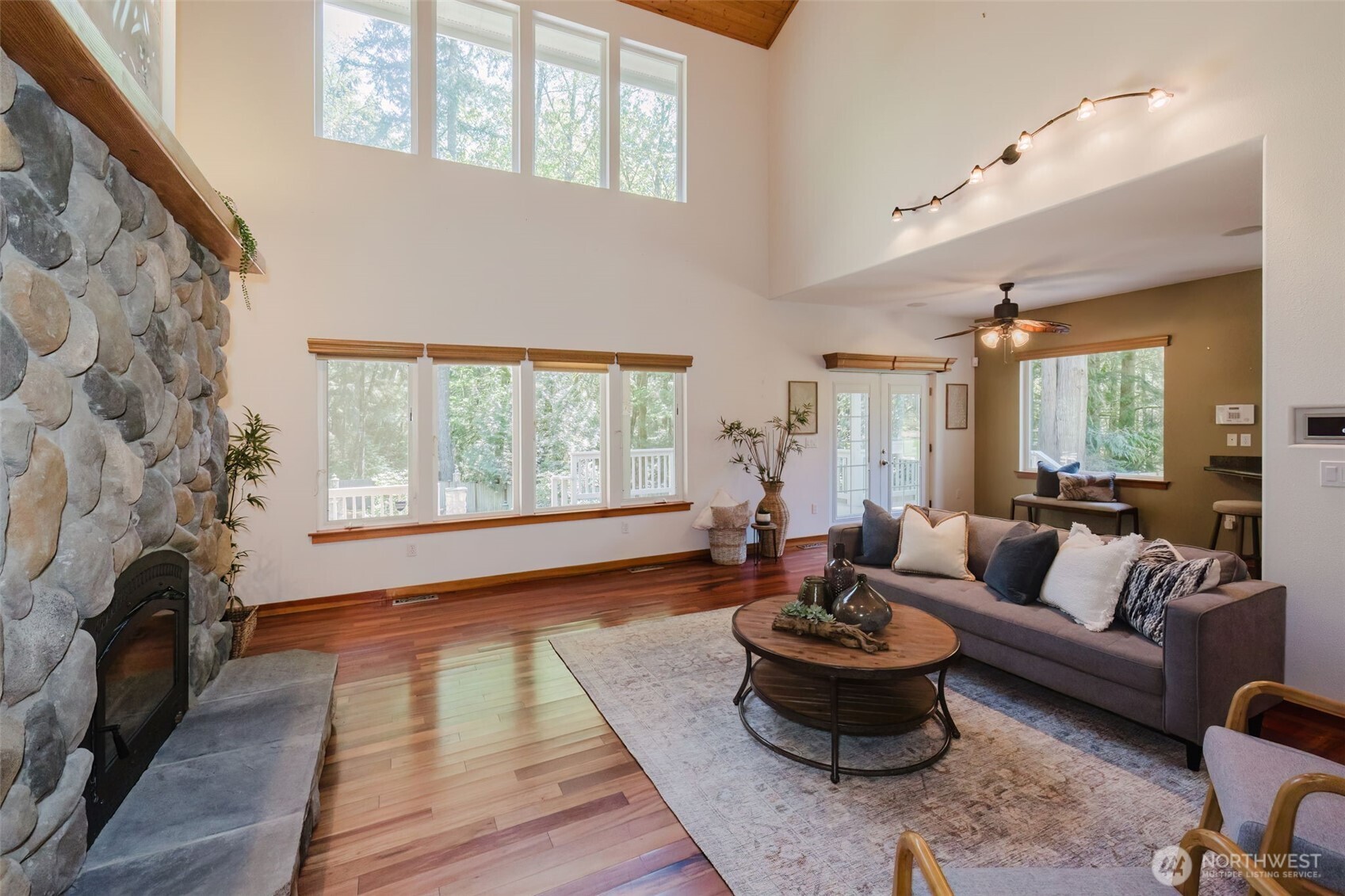 5182 Phillips Road Southeast Port Orchard, WA 98367 - Photo 5 of 37 Gallery Image 5