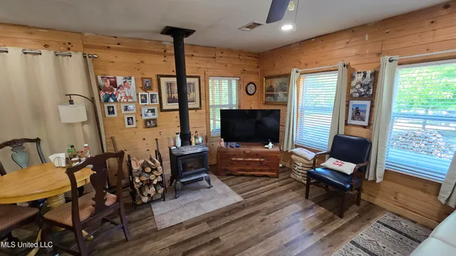 $225,000 | 22386 Highway 32, Oakland, MS 38948