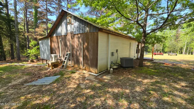 $225,000 | 22386 Highway 32, Oakland, MS 38948