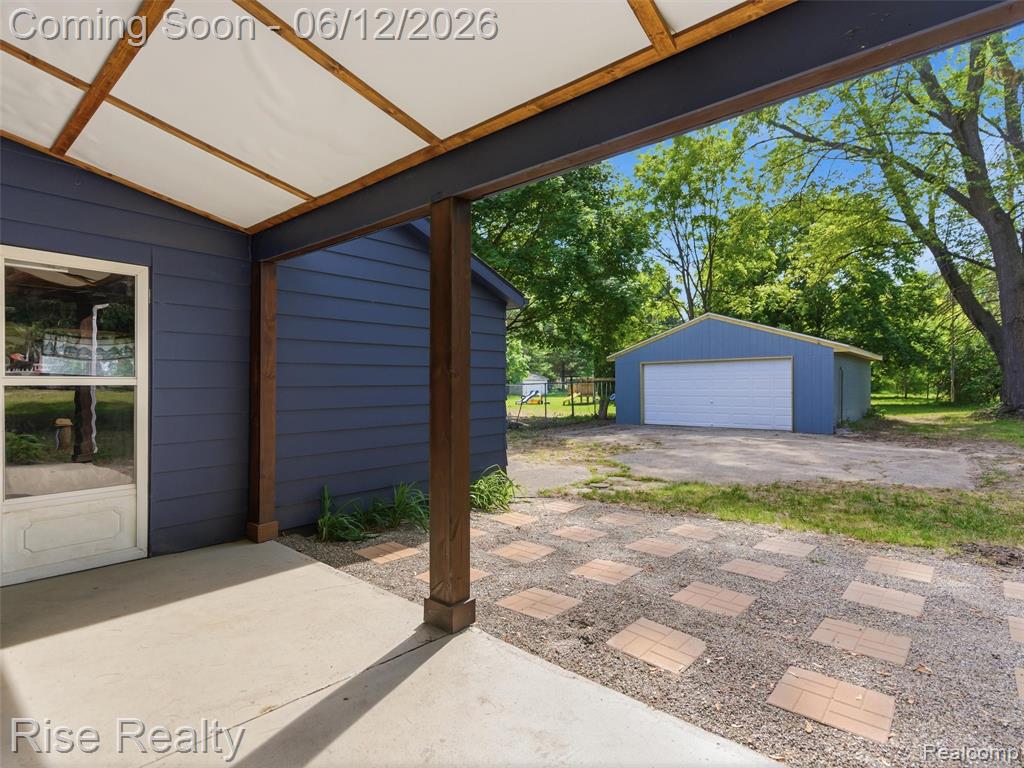 2449 North Genesee Road Burton, MI 48509 - Photo 32 of 40