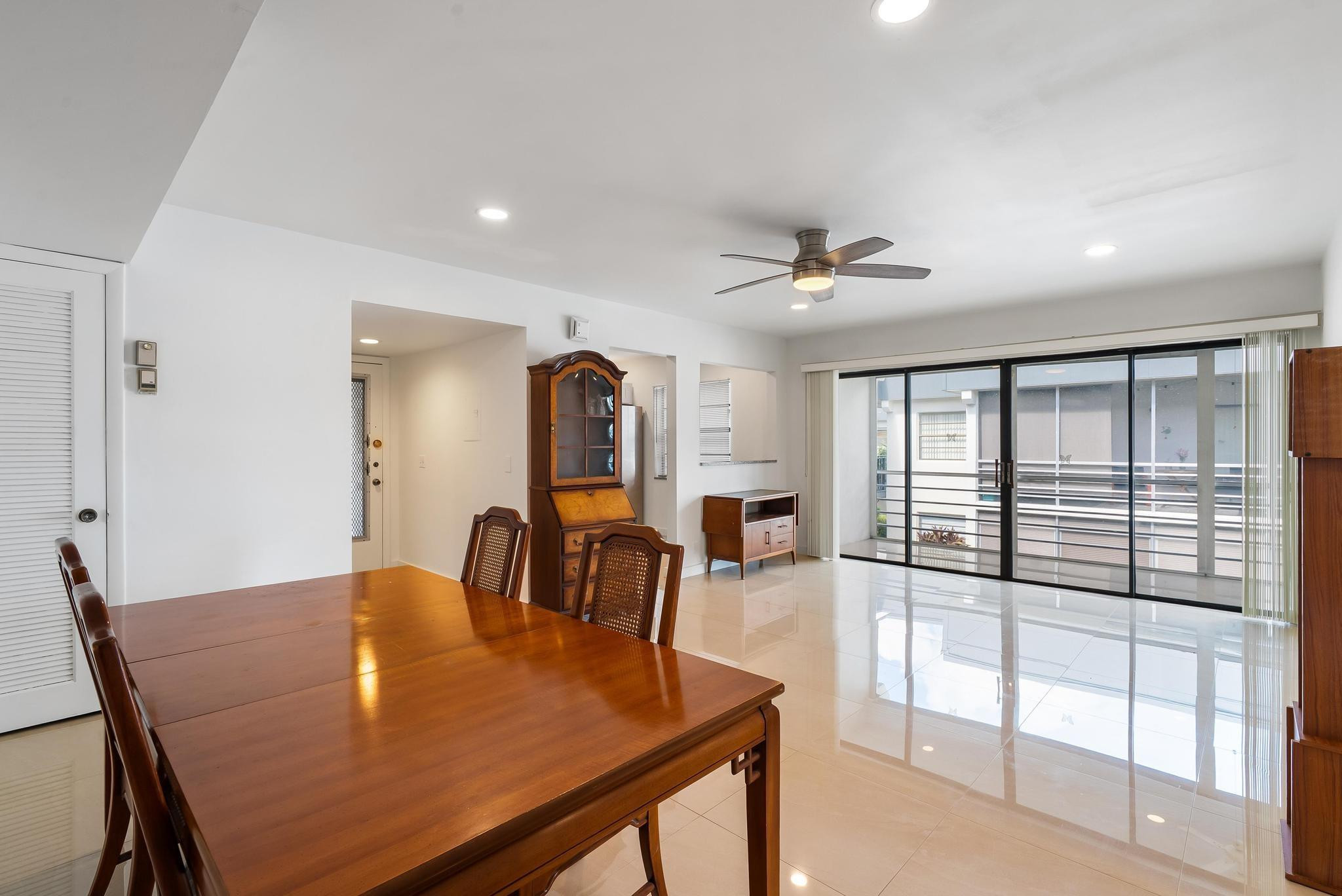 514 Piedmont K, Unit K Delray Beach, FL 33484 - Photo 19 of 25 Photo 19