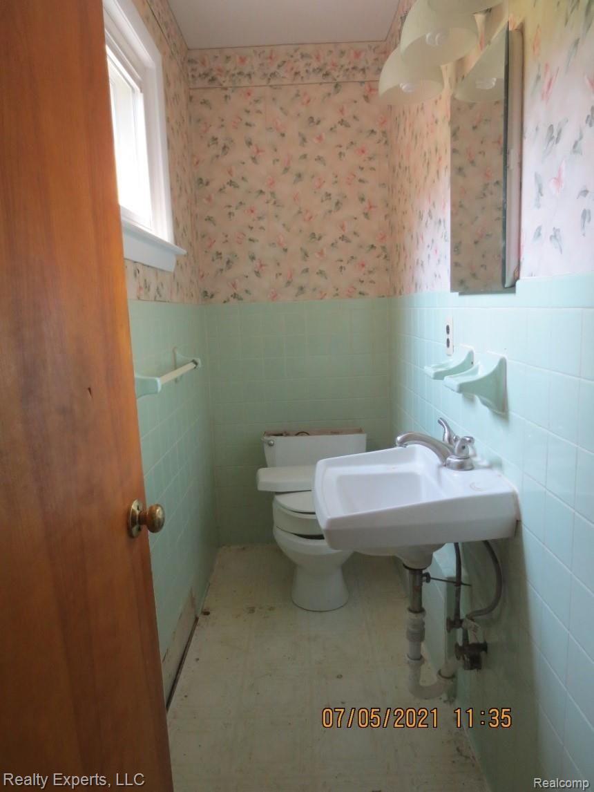 3636 Heiss Road Monroe, MI 48162 - Photo 14 of 22 IMG_9738.jpg