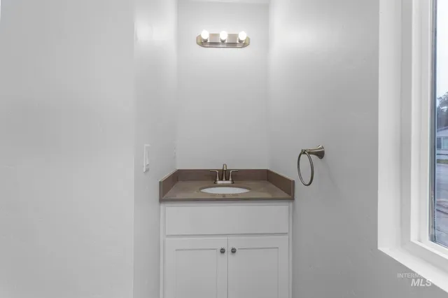 $105,000 | 450 Greenleaf Street, Boise, ID 83713