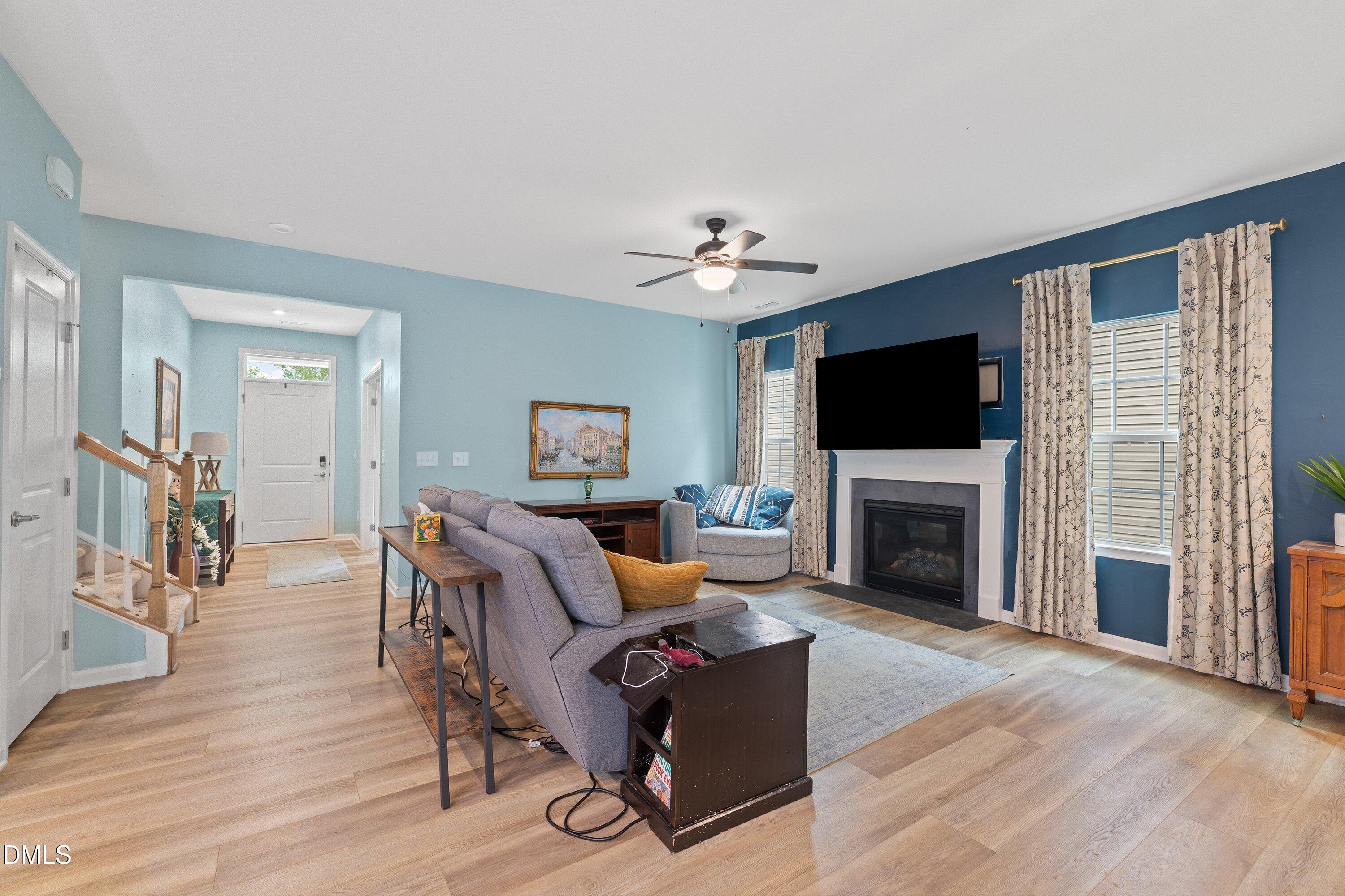1109 Spring Meadow Way Wake Forest, NC 27587 - Photo 7 of 31 10-1109 Spg Mdw Wy_2112