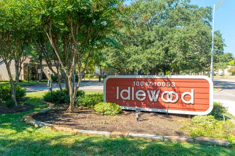 $99,800 | 10053 Westpark Drive, Unit 308, Houston, TX 77042