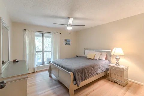 $99,800 | 10053 Westpark Drive, Unit 308, Houston, TX 77042