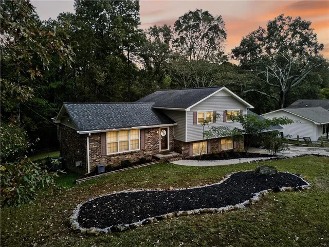 $264,900 | 1145 Old Rockmart Road Southeast, Silver Creek, GA 30173