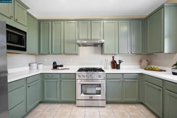 $998,000 | 1012 Salt Spray Terrace, Hercules, CA 94547