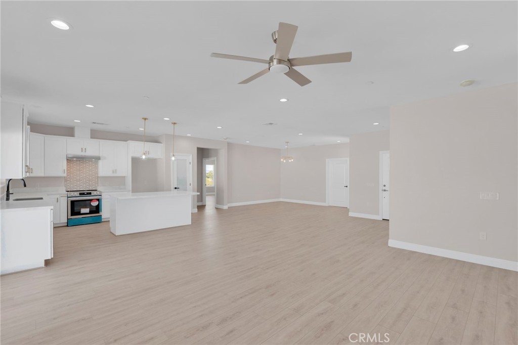 15991 Tao Road Apple Valley, CA 92307 - Photo 8 of 49
