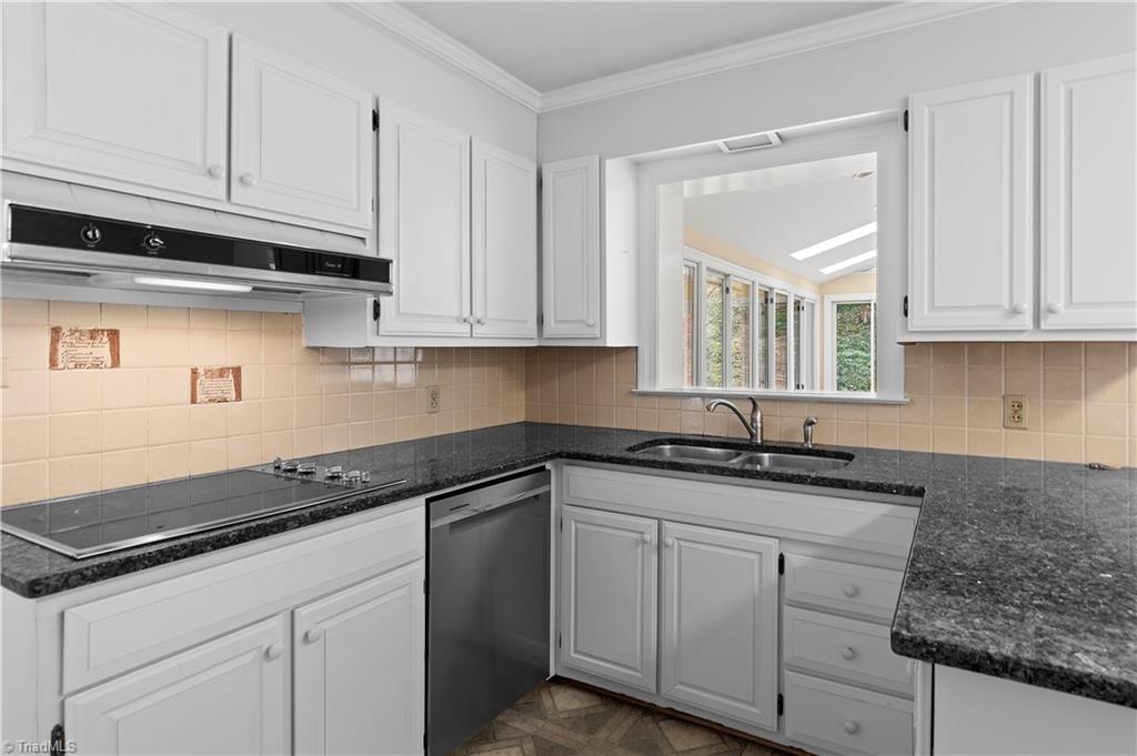 3116 Burkeshore Road Winston-Salem, NC 27106 - Photo 11 of 34