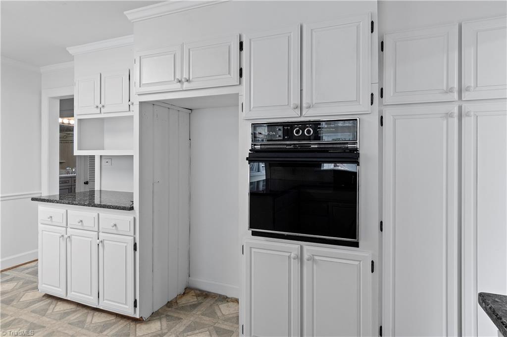 3116 Burkeshore Road Winston-Salem, NC 27106 - Photo 12 of 34