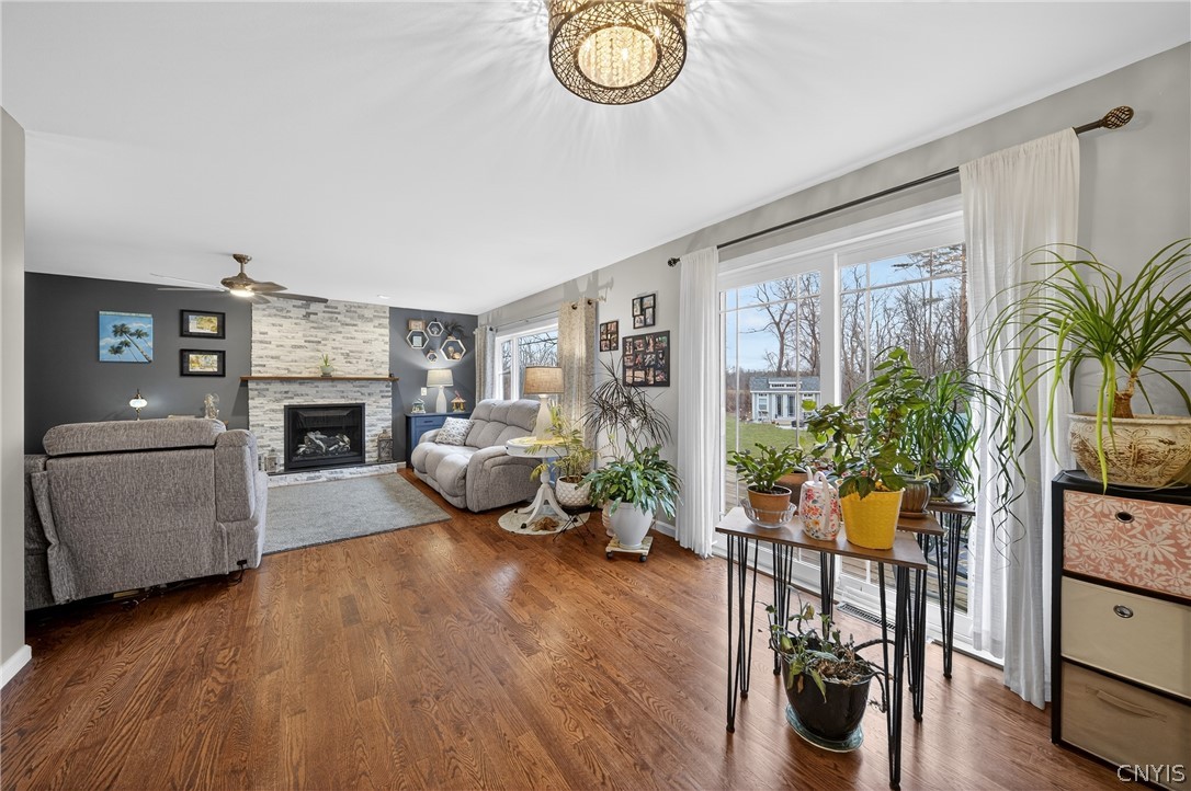 8245 Kirkville Road Manlius, NY 13082 - Photo 18 of 50 Off the formal living room is a new Prarieview sty