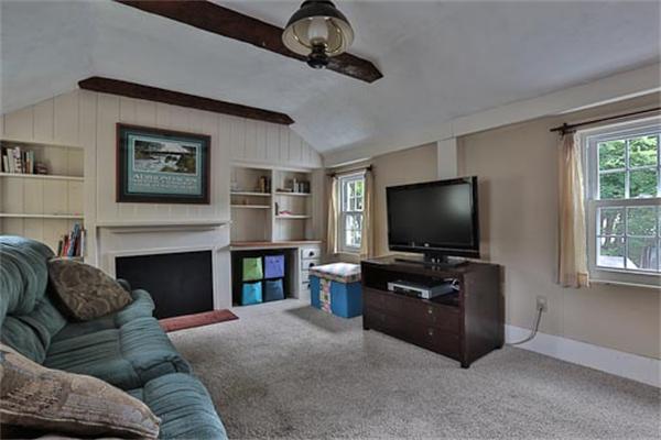 21 Concord Road Bedford, MA 01730 - Photo 13 of 23 Gallery Image 13