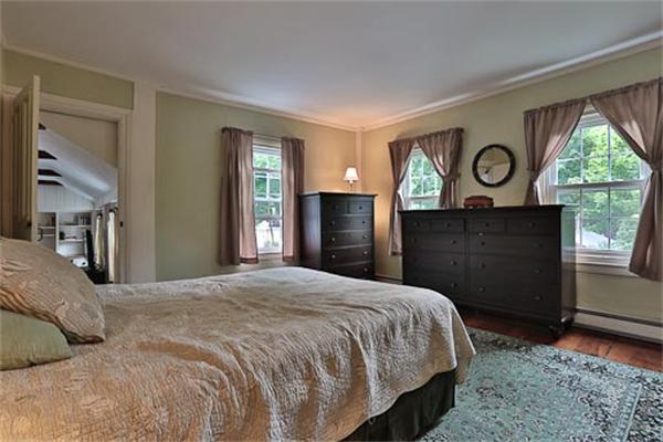 21 Concord Road Bedford, MA 01730 - Photo 14 of 23 Gallery Image 14