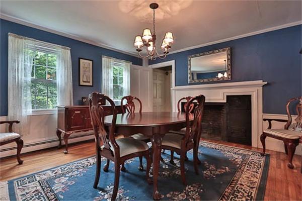 21 Concord Road Bedford, MA 01730 - Photo 4 of 23 Gallery Image 4
