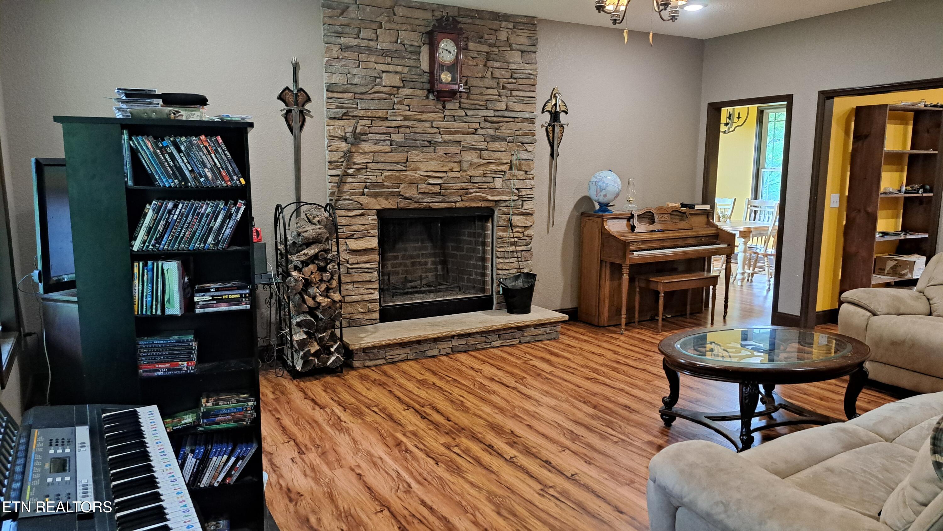 899 Flat Rock Road Crossville, TN 38572 - Photo 11 of 60 11