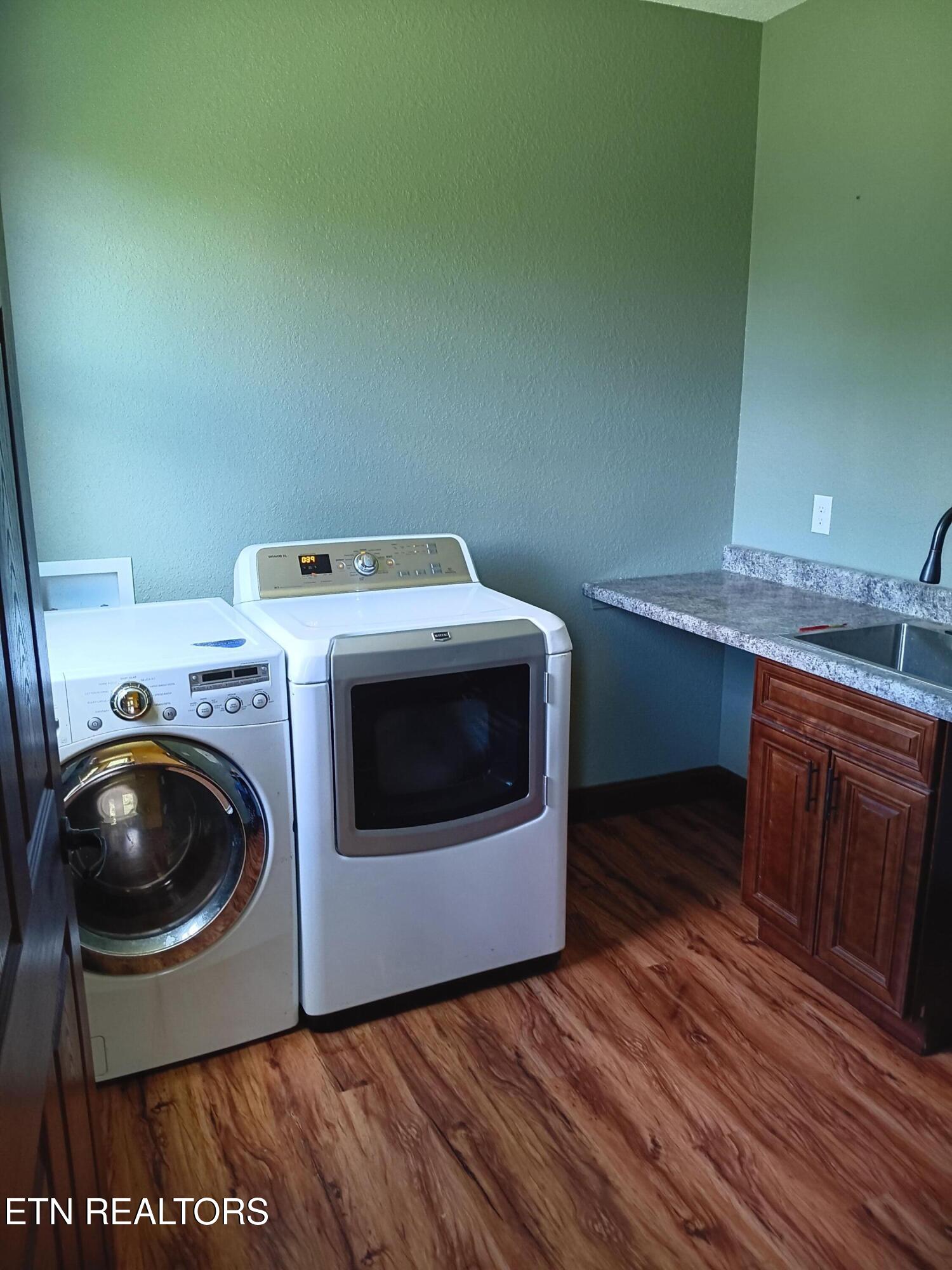 899 Flat Rock Road Crossville, TN 38572 - Photo 17 of 60 17